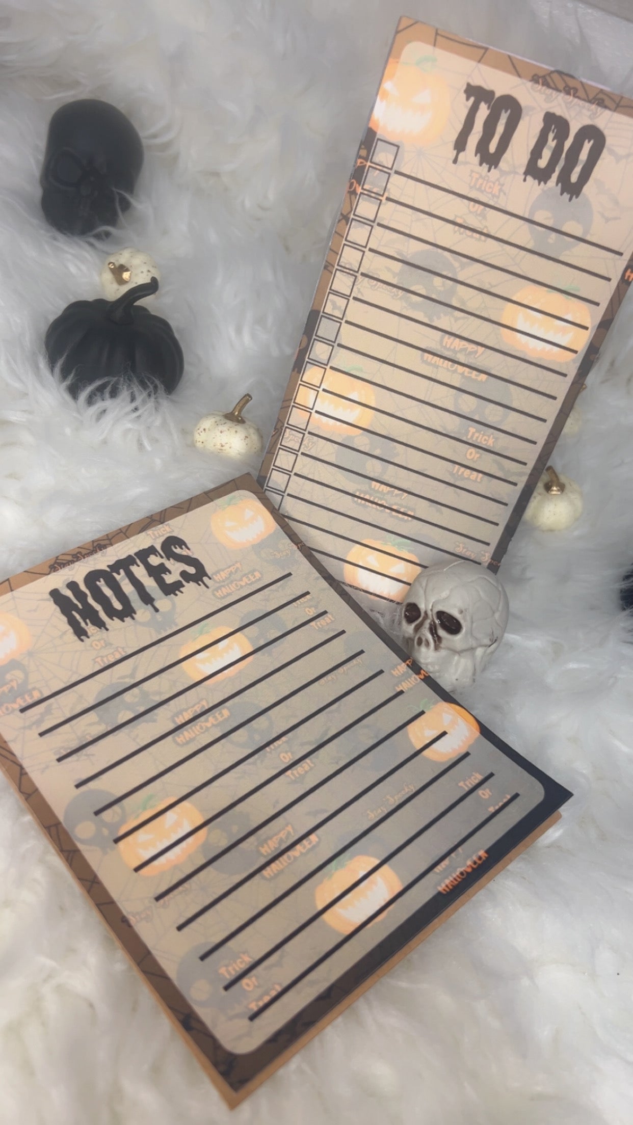 Spooky Season To Do List & Note Pad Set - 30 Page List & 20 Page Pad with Spooky Designs for Efficient Task & Note Management