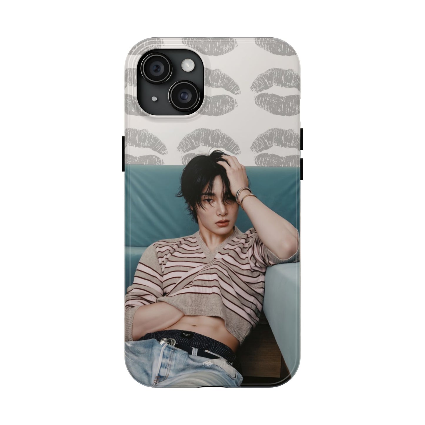 Jeongin Tough Phone Case — Retro Kiss Pattern with Relaxed Model Photo