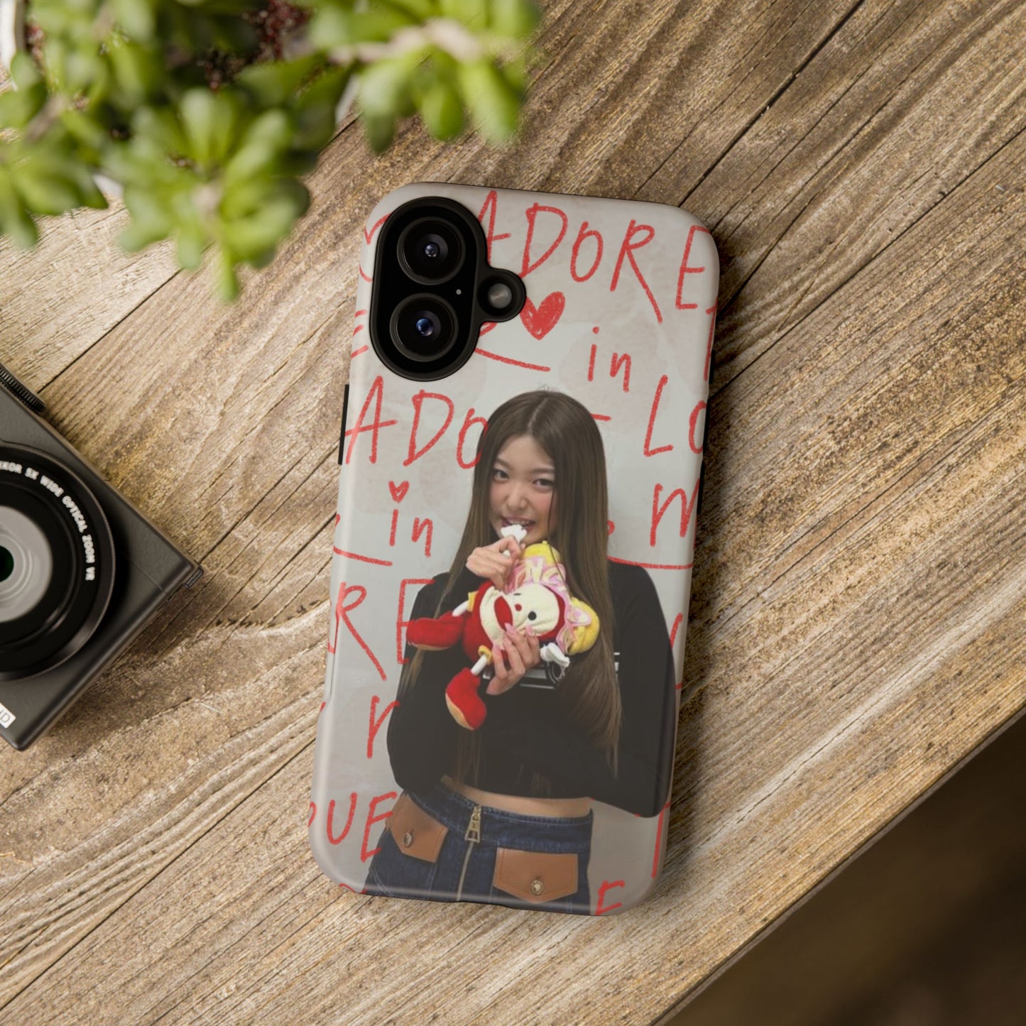 Yoonchae Phone Case — Adore Graffiti Heart Background