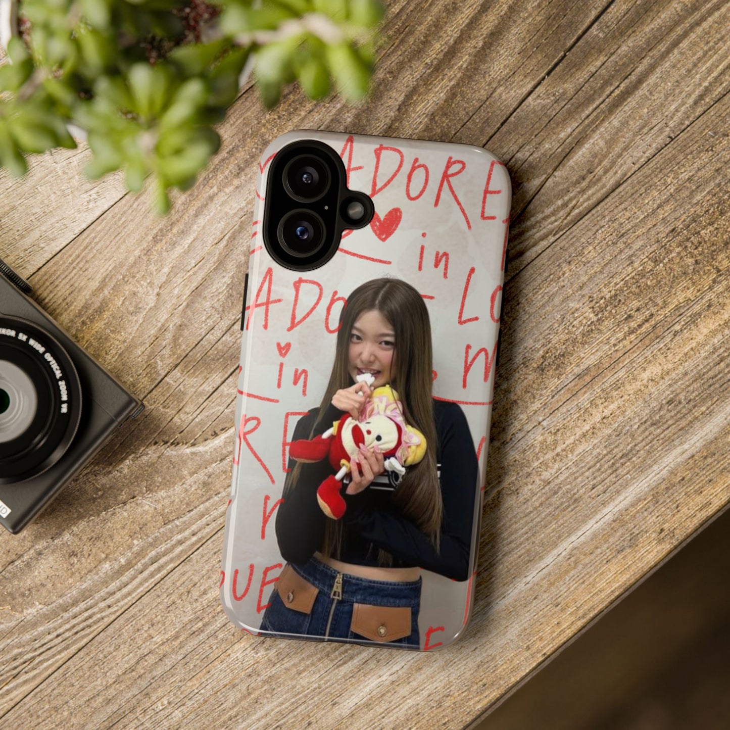 Yoonchae Phone Case — Adore Graffiti Heart Background