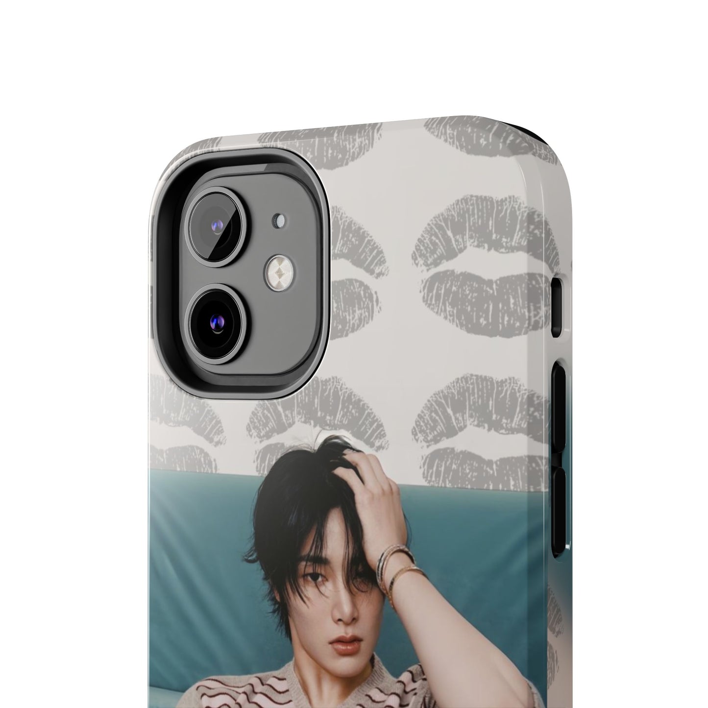Jeongin Tough Phone Case — Retro Kiss Pattern with Relaxed Model Photo