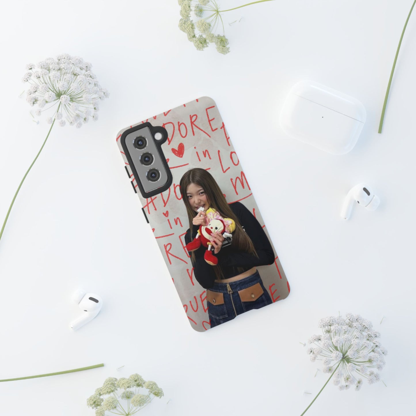 Yoonchae Phone Case — Adore Graffiti Heart Background