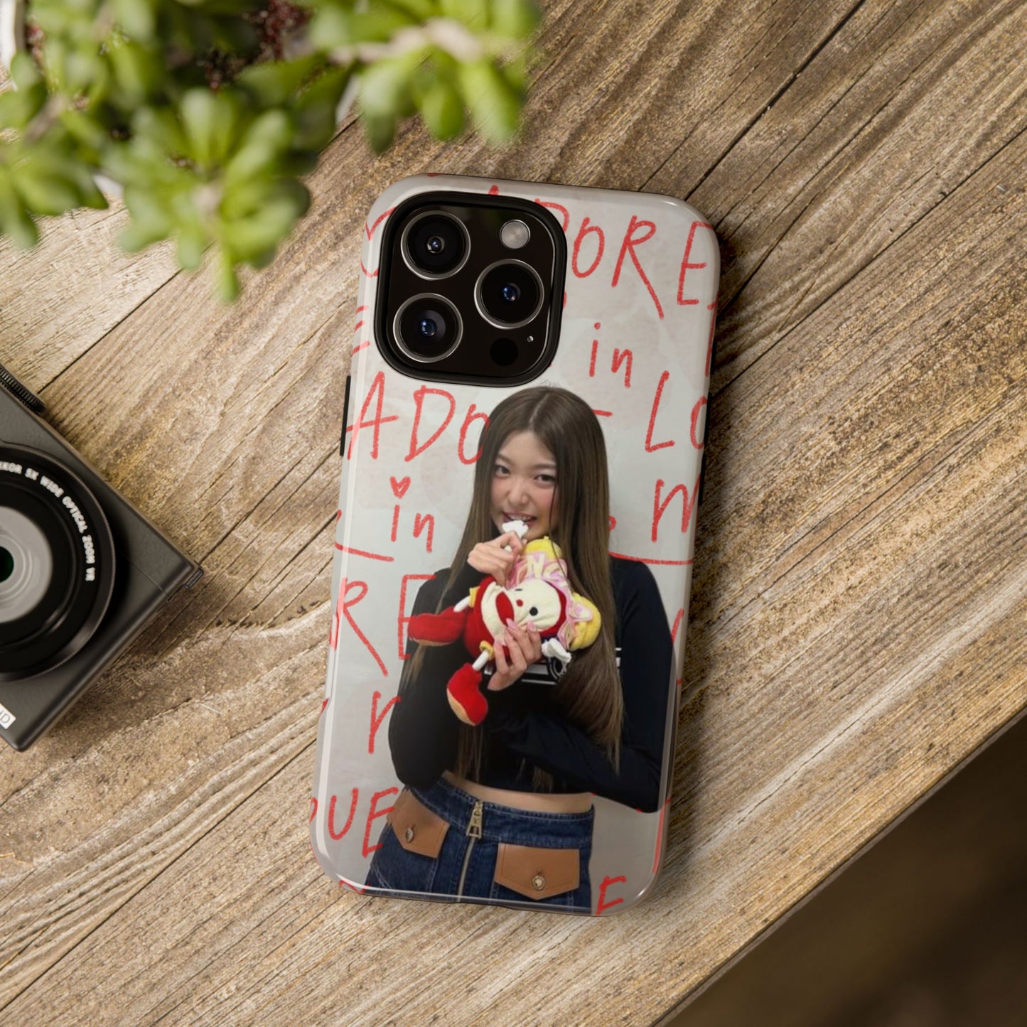 Yoonchae Phone Case — Adore Graffiti Heart Background